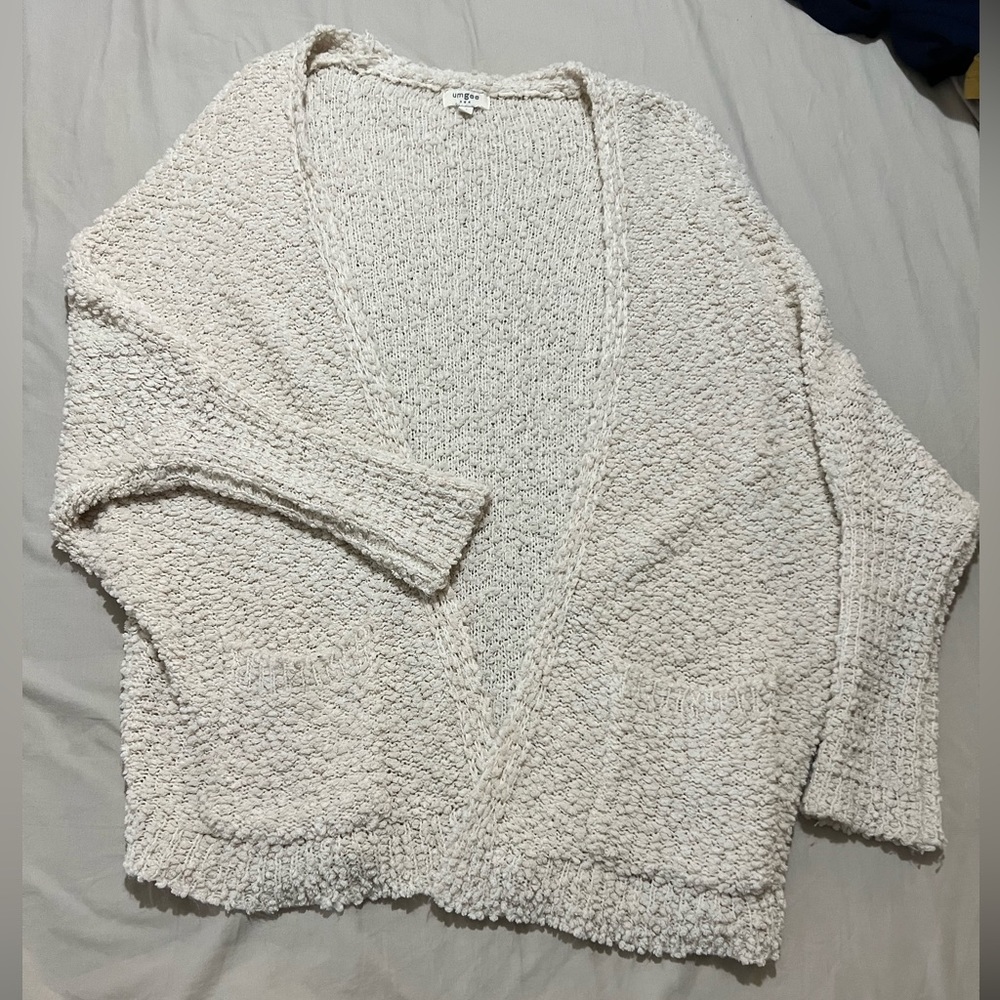 Women’s medium popcorn cardigan